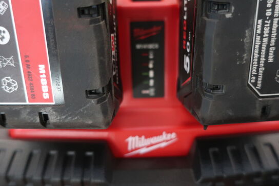 2 stk. ladere MILWAUKEE M1418C6, M18 DFC med 6 stk. batterier 