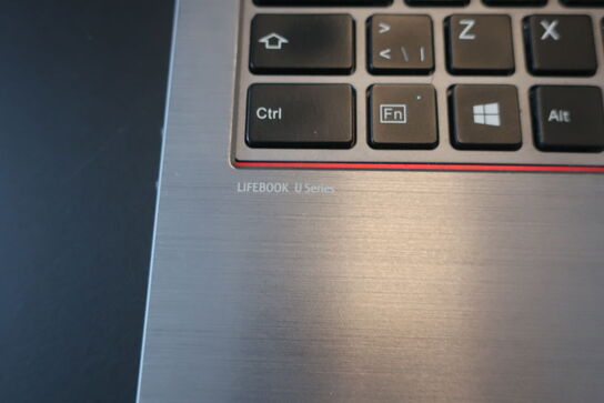 Bærbarcomputer FUJITSU SIEMENS Lifebook U745 Series