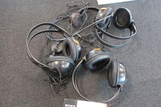 Div. Headsets samt digitalkamera SONY