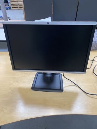 2 stk. monitor 24" HP