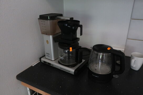 Kaffemaskine MOCCAMASTER samt elkedel 