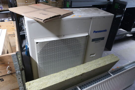 2 stk. paller med airconditionenheder PANASONIC U-4LE2E8 samt radiator