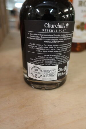 12 fl. portvin CHURCHILL´S RESERVE PORT 20 cl.