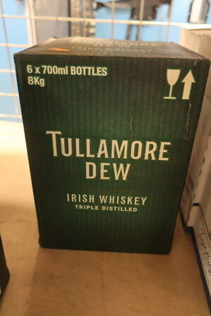 6 fl. whiskey TULLAMORE DEW 70 fl. 