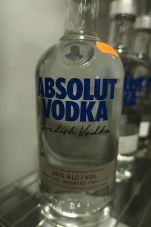 7 flasker spiritus vodka og rom ABSOLUT OG HAVANA CLUB