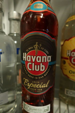 7 flasker spiritus vodka og rom ABSOLUT OG HAVANA CLUB