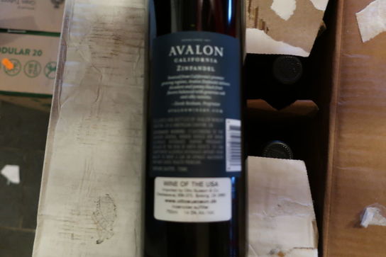 12 flasker rødvin AVALON zinfandel 