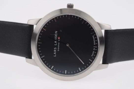 Dameur LARS LARSEN 36 mm.(360P25)