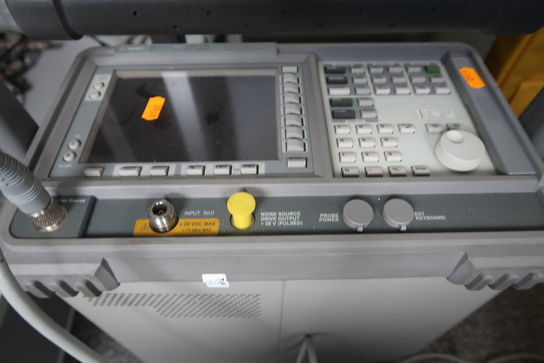 NFA Series Noise Figure Analyzer AGILENT N8973A