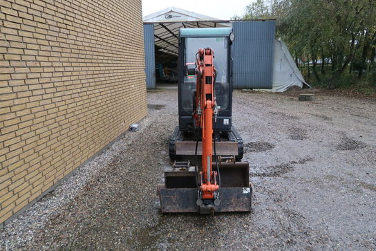 Minigraver, Hitachi ZX18