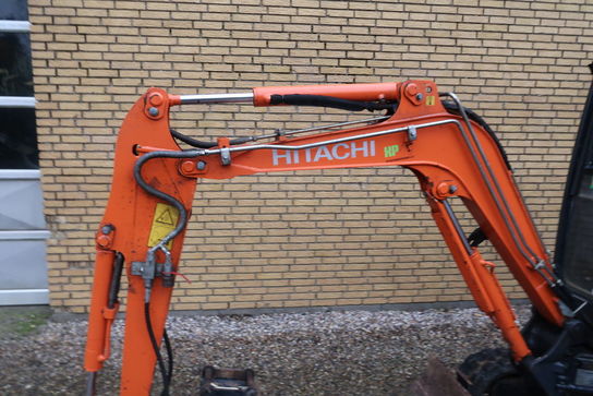 Minigraver, Hitachi ZX18