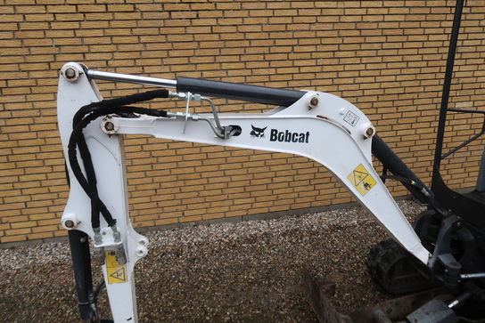 Minigraver, Bobcat E19