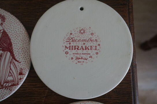 12 stk. BJØRN WIINBLAD platter + tallerken