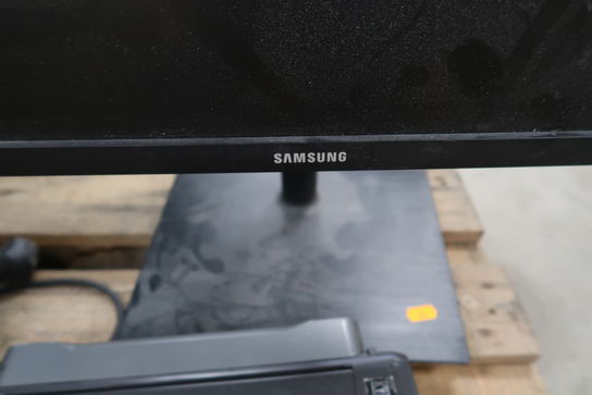 3 stk. skærme SAMSUNG og printer