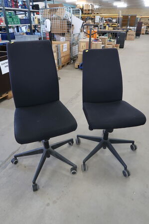 2 pcs. Office chairs