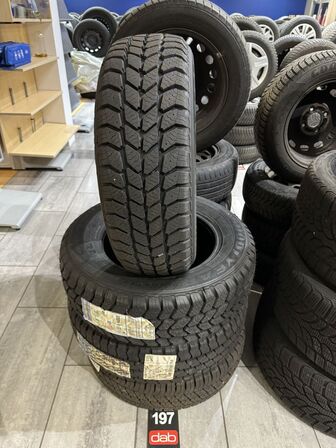 4 stk. Vinterdæk Goodyear 205/65R15