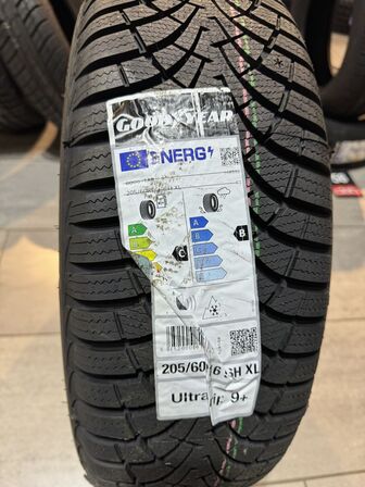 1 stk. Goodyear ULTRAGRIP 9+ MS 205/60 R16 96H Vinterdæk