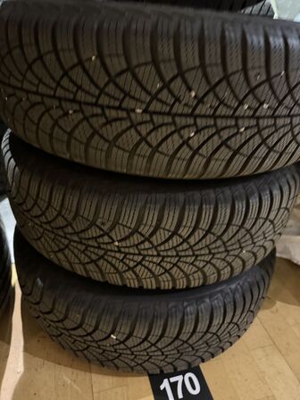 4 stk. Stålfælge 15" med Goodyear 195/60R15 dæk