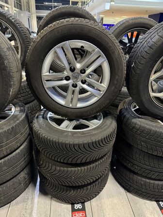 4 stk. Peugeot Alufælge 15" med Michelin 195/65R15 vinterdæk