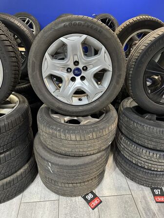 4 stk. Ford Stålfælge 16" med Goodyear 215/55R16 dæk