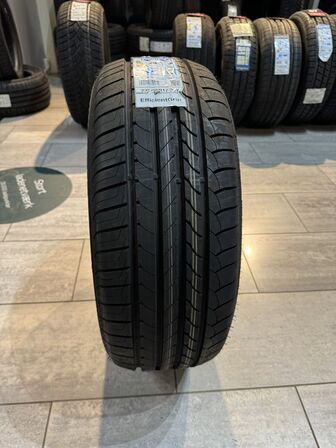 1 stk. Goodyear Efficientgrip 235/55 R17 99 Y