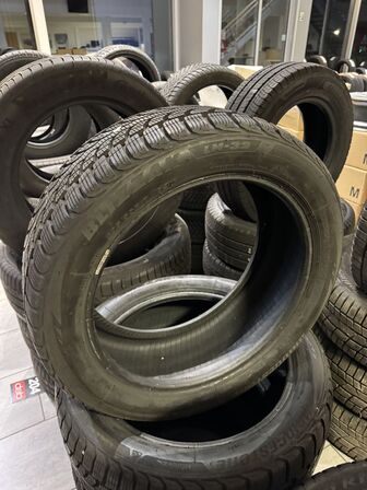 4 stk. Vinterdæk Bridgestone 205/50R17