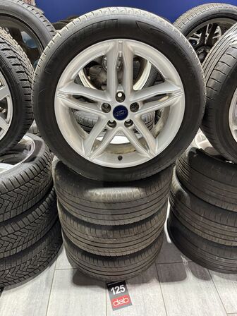 4 stk. Ford Alufælge 17" med Michelin 215/50R17 dæk