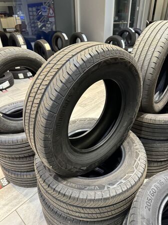 4 stk. Vinterdæk Contiental 215/65R15