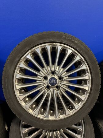 4 stk. Ford Alufælge 18" med Contiental 235/45R18 Vinterdæk