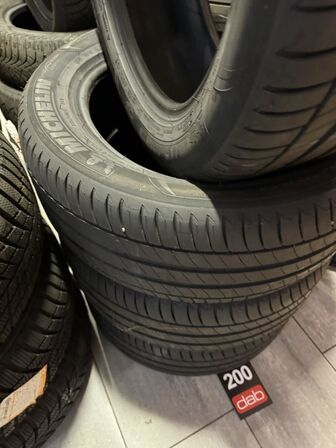 4 stk. Vinterdæk Michelin 235/50R17