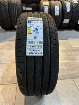 1 stk. Goodyear EfficientGrip Perfor 215/50 R17 91W Sommerdæk