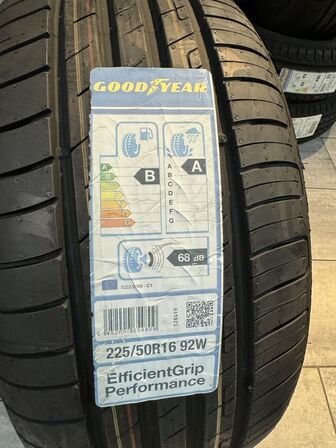 2 stk. Goodyear EfficientGrip Performance 225/50 R16 92W