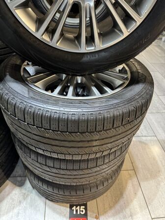 4 stk. Ford Alufælge 17" med Nexen 235/55R17 dæk