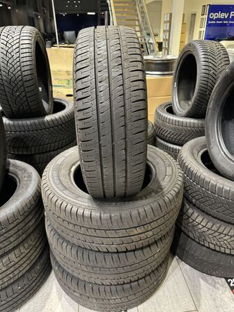 4 stk. Vinterdæk Michelin 235/65R16