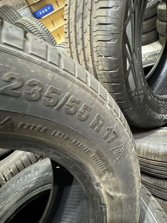 4 stk. Vinterdæk Contiental 235/55R17 