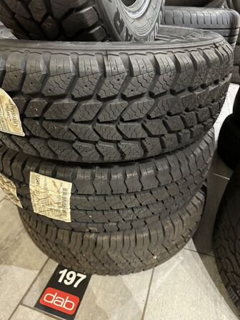 4 stk. Vinterdæk Goodyear 205/65R15