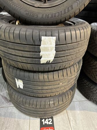 4 stk. Stålfælge 16" med Goodyear 215/55R16 dæk