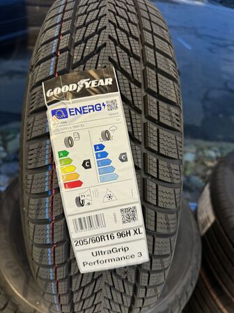 4 stk. Goodyear UltraGrip Performance 3 205/60 R16 96 H Vinterdæk