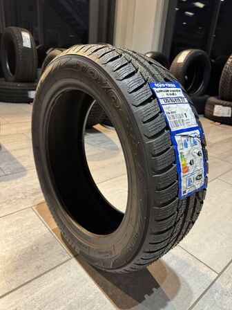 1 stk. Toyo Snowprox S943 175/55 R15 77T Vinterdæk