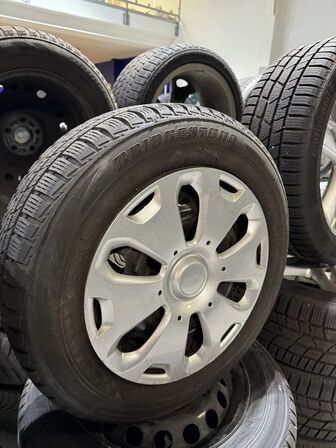 4 stk. Stålfælge 14" med Bridgestone 175/65R14 vinterdæk