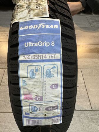 1 stk. Goodyear UltraGrip 8 155/65 R14 75T vinterdæk