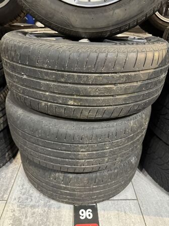 4 stk. Toyota Alufælge 17" med Bridgestone 215/55R17 dæk