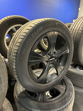 4 stk. Carmani Alufælge 16" med Michelin 205/55R16 dæk