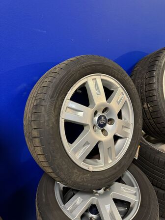 4 stk. Ford Alufælge 16" med Goodyear 205/55R16 dæk