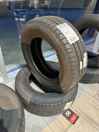 2 stk. Goodyear EfficientGrip Cargo 215/65 R16C 106T/104T