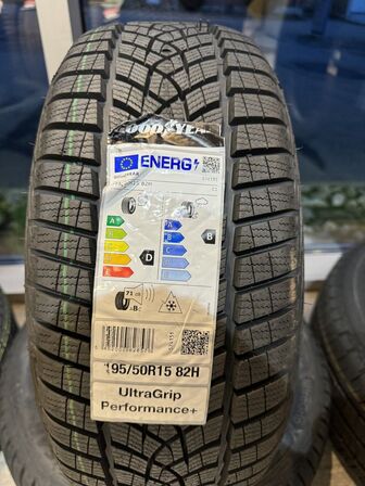 2 stk. Goodyear UltraGrip Performance 195/50 R15 82H vinterdæk