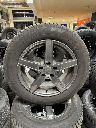 4 stk. EW Alufælge 16" med Goodyear 215/60R16 dæk