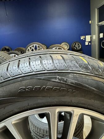 4 stk. Ford Alufælge 17" med Nexen 235/55R17 dæk