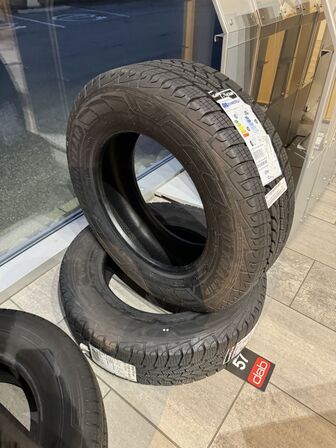 2 stk. Goodyear UG CARGO 215/65 R16 109 T vinterdæk