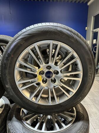 4 stk. Ford Alufælge 17" med Nexen 235/55R17 dæk